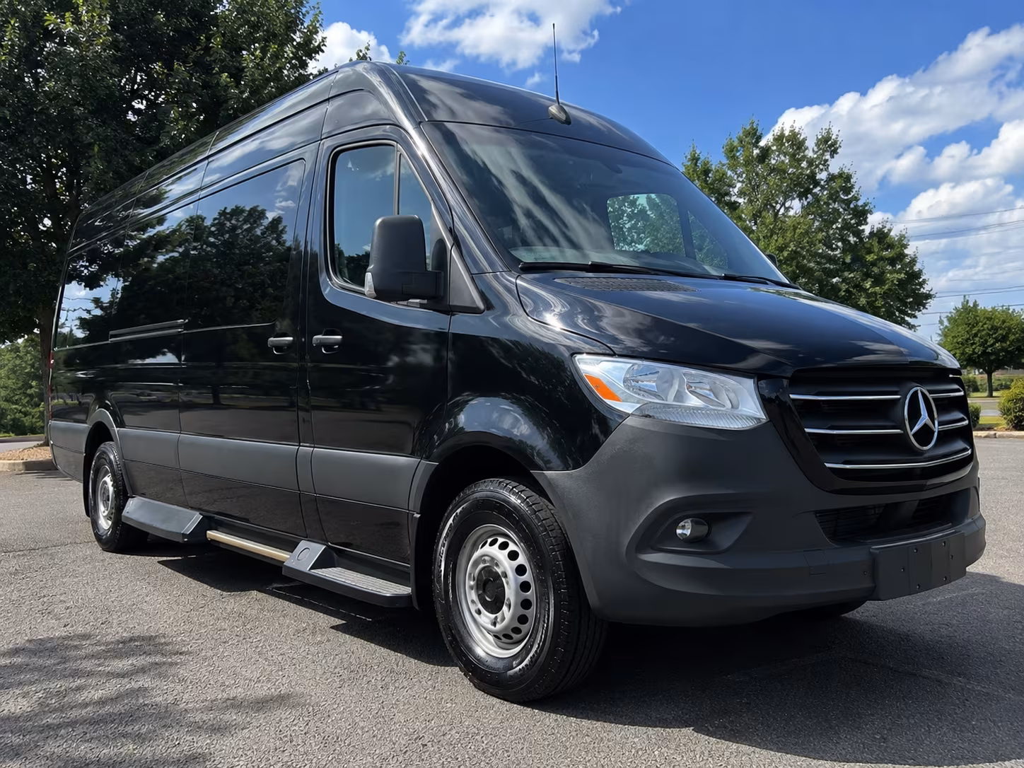 Garland Wedding Transportation & Shuttle Service