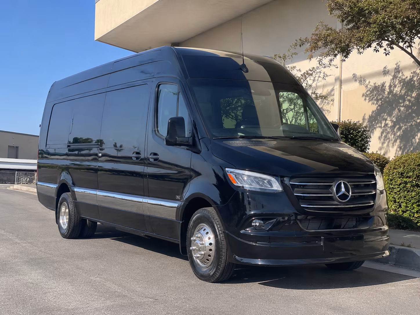 Lewisville Corporate Transportation onboard seating