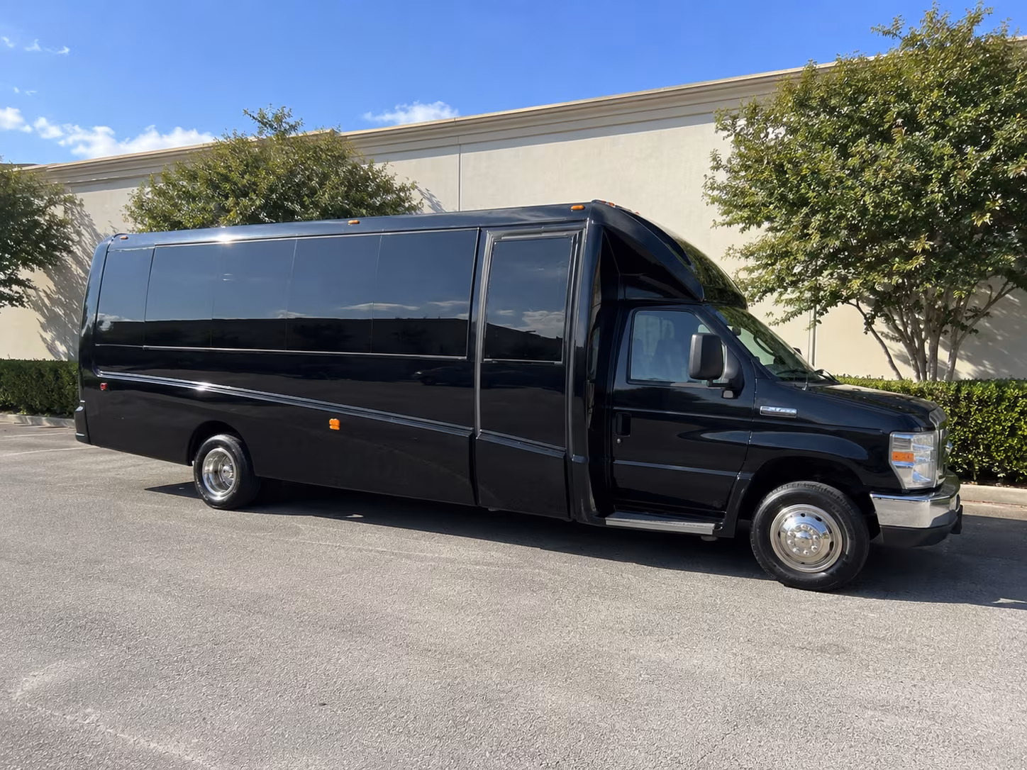 Richardson Homecoming & Prom Party Bus Rentals